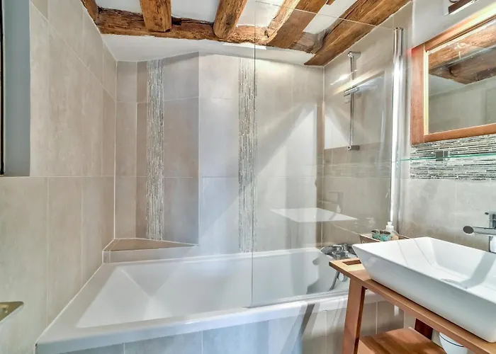 Guestready - Elegant 2br Ap In Saint-martin * פריז